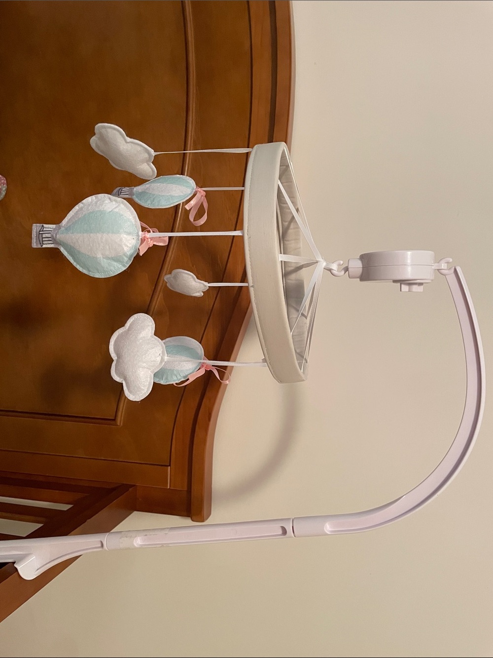Mint & White Hot Air Balloon Baby musical wind up  Mobile